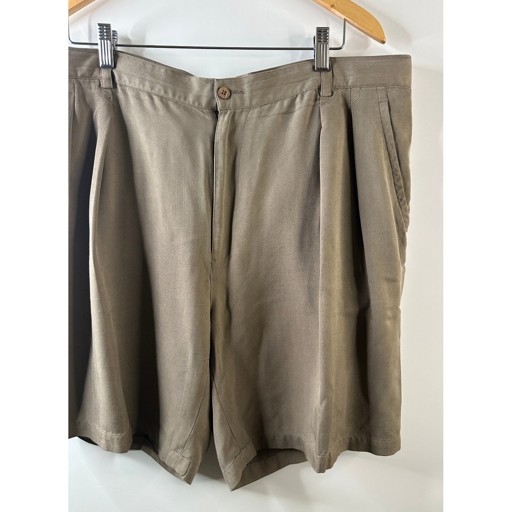 Tommy Bahama Silk Shorts Mens Size 40 Beige Chino Pleated Outdoor Golf *Flawed - Picture 4 of 16